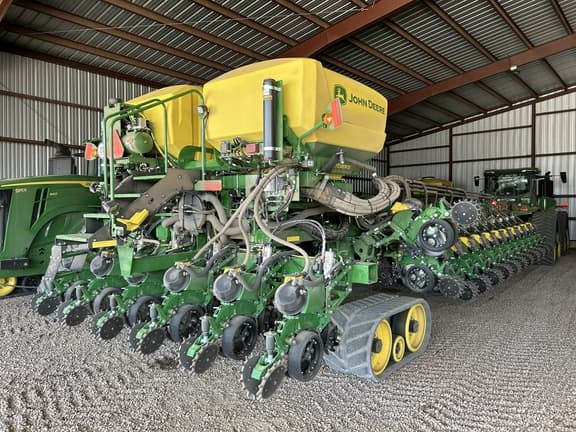 Image of John Deere DB80 equipment image 1