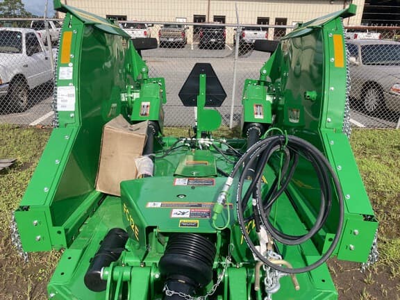 Image of John Deere FC12E equipment image 2