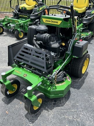 2026 John Deere Q810E Equipment Image0