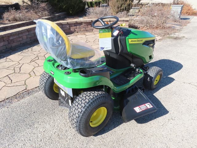 Image of John Deere S110 equipment image 2