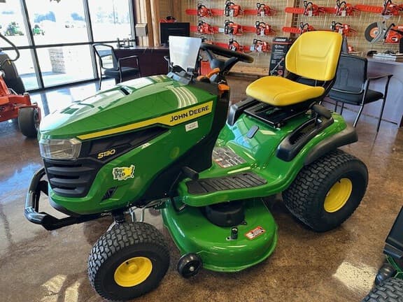 Image of John Deere S130 Primary image