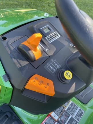 Image of John Deere S130 equipment image 3