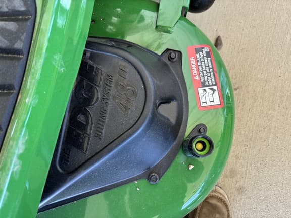 Image of John Deere S140 Image 1