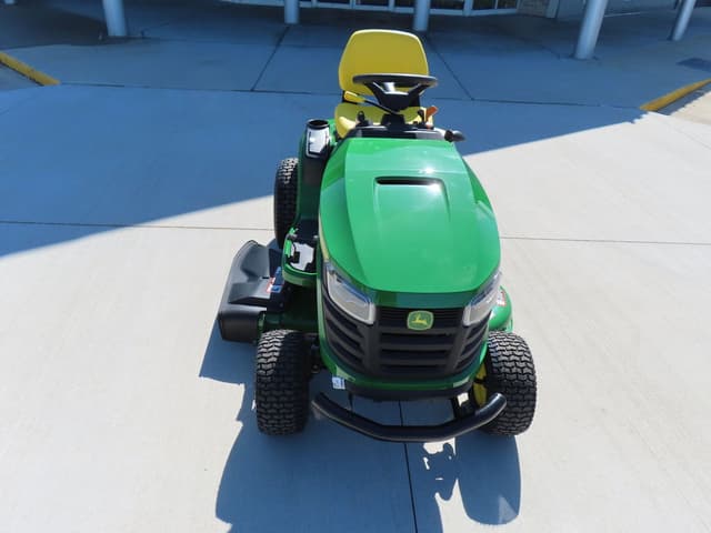 Image of John Deere S220 equipment image 1