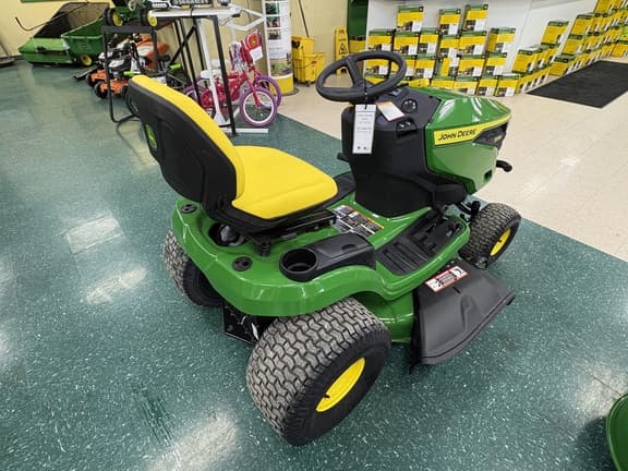 Image of John Deere S220 equipment image 3