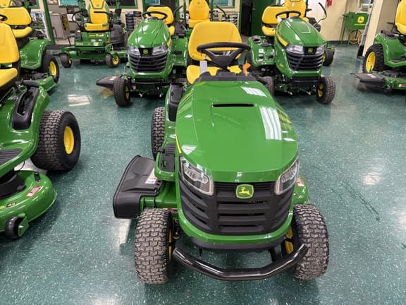 Image of John Deere S220 Primary image