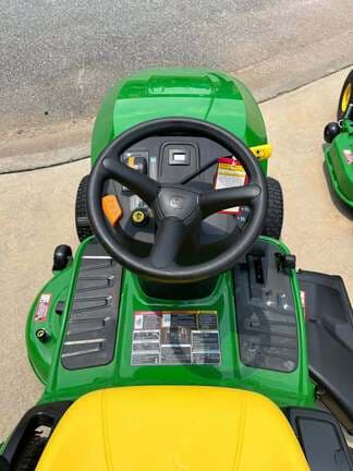 Image of John Deere S220 equipment image 2