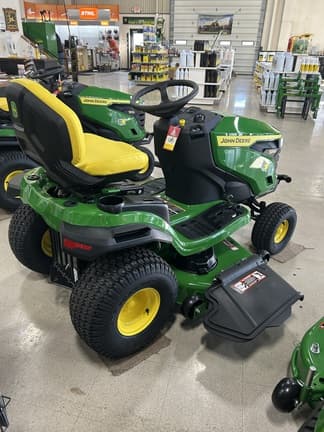 Image of John Deere S240 equipment image 1