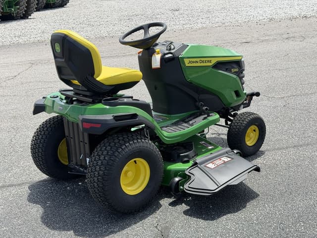 Image of John Deere S240 equipment image 2