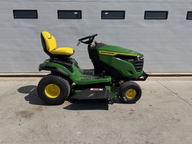 Image of John Deere S240 equipment image 3