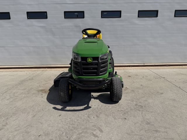 Image of John Deere S240 equipment image 1
