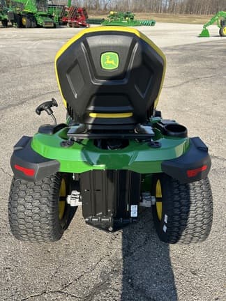 Image of John Deere S240 equipment image 3