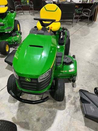 Image of John Deere S240 equipment image 4