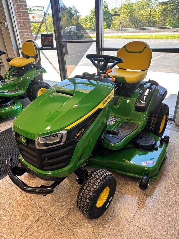 Image of John Deere S240 Image 0