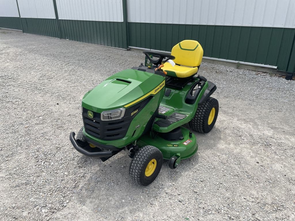 Image of John Deere S240 Primary image