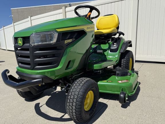 Image of John Deere S240 Primary image