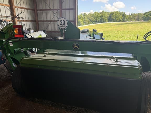 Image of John Deere S300 equipment image 2