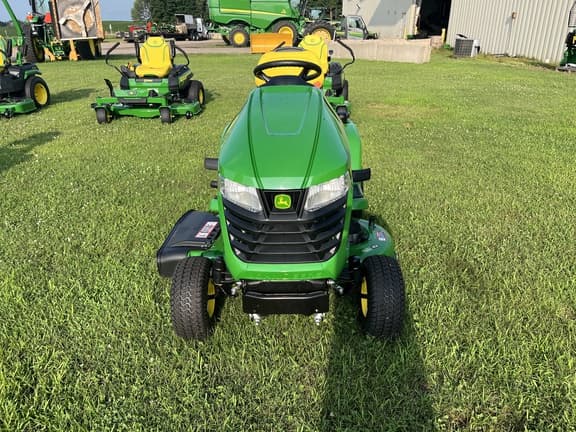 Image of John Deere X330 equipment image 2