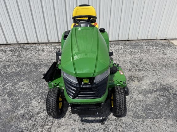 Image of John Deere X330 Image 1