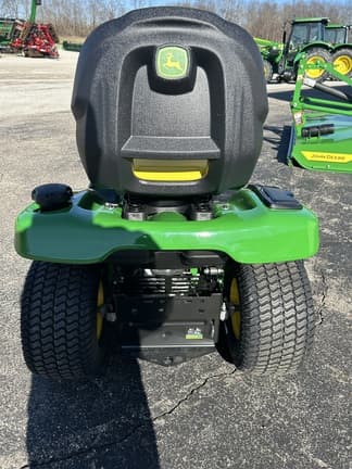 Image of John Deere X350 equipment image 3