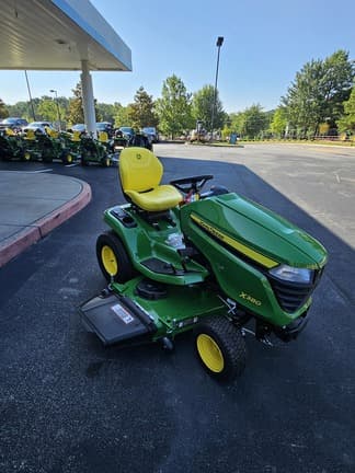Image of John Deere X380 equipment image 2