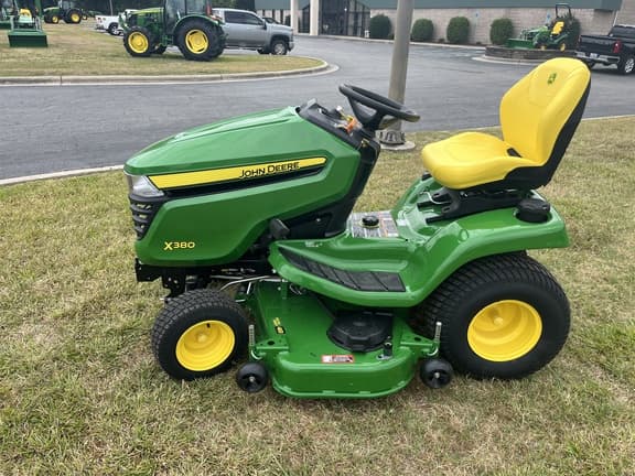 Image of John Deere X380 equipment image 1