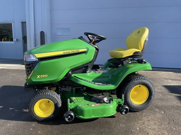 Image of John Deere X390 Image 1