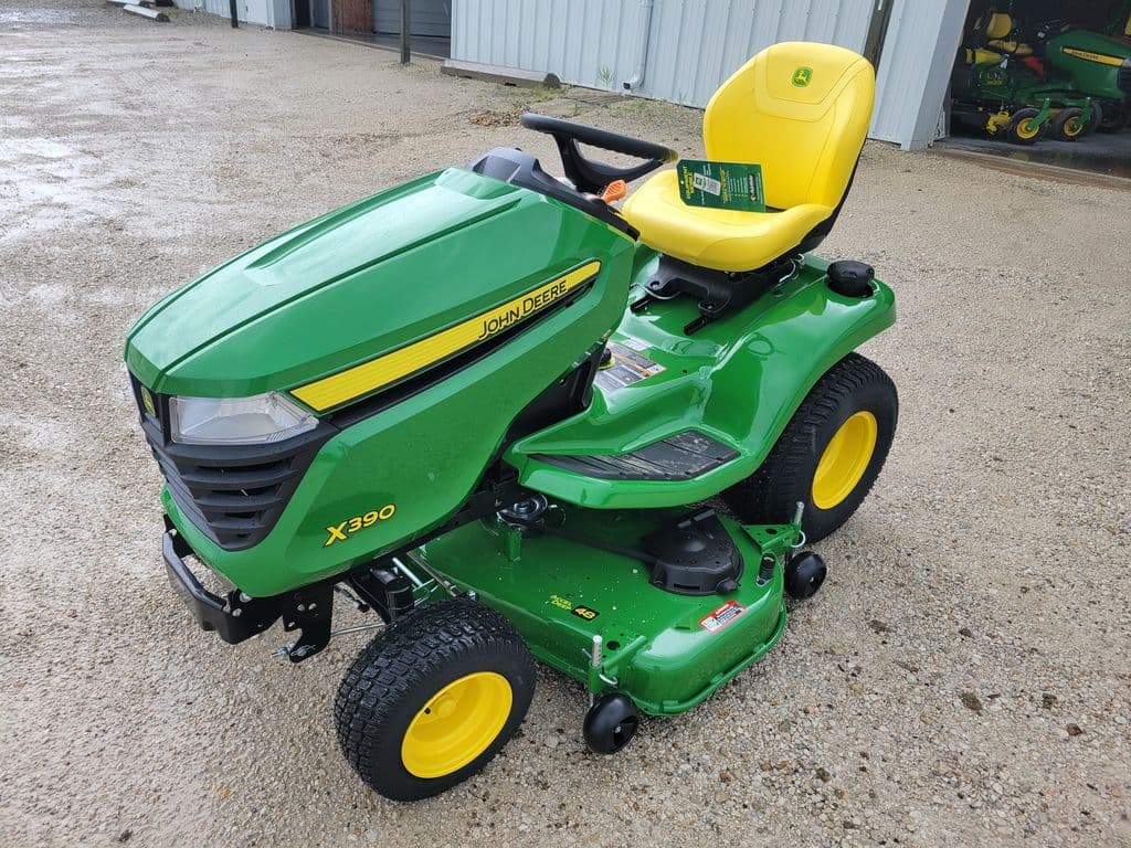 Image of John Deere X390 Primary image