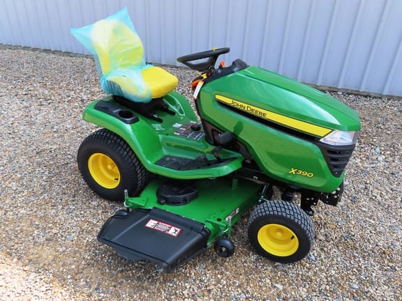 2026 John Deere X390 Equipment Image0