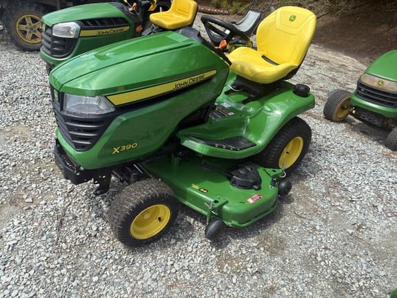 Image of John Deere X390 Primary image