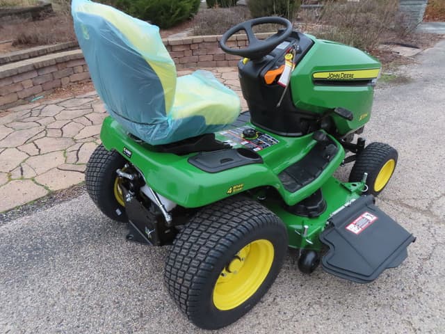 Image of John Deere X394 equipment image 2