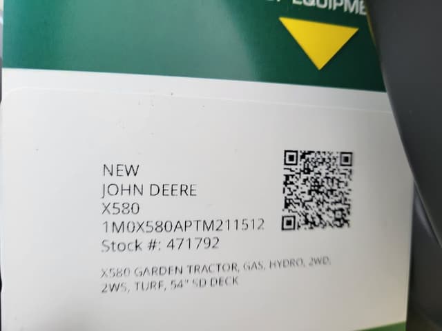 Image of John Deere X580 equipment image 4