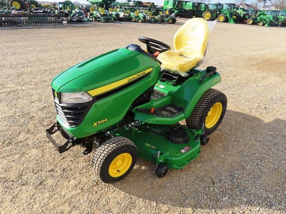 Image of John Deere X584 equipment image 3