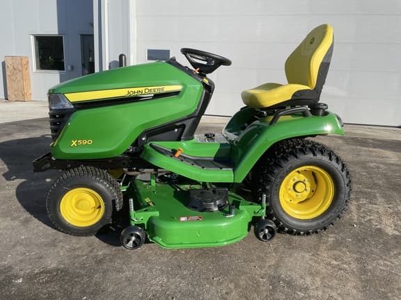 Image of John Deere X590 Image 0