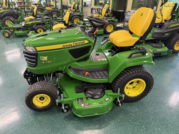 Image of John Deere X730 equipment image 2