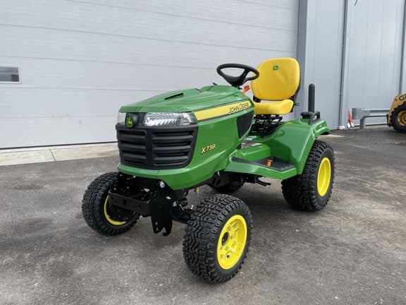 Image of John Deere X738 Image 1