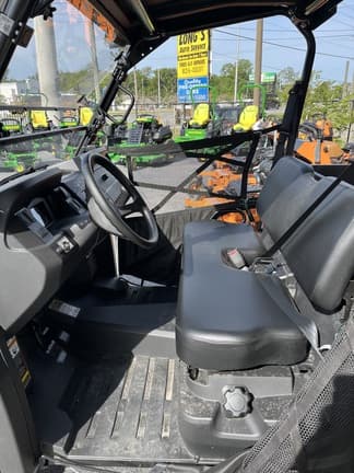 Image of John Deere XUV 560E equipment image 3