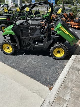 Image of John Deere XUV 560E equipment image 3