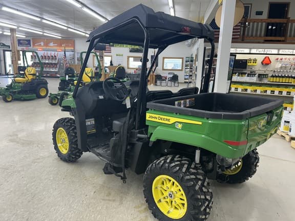 Image of John Deere XUV 590M equipment image 2