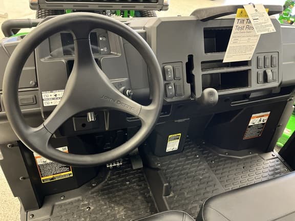 Image of John Deere XUV 845M equipment image 3