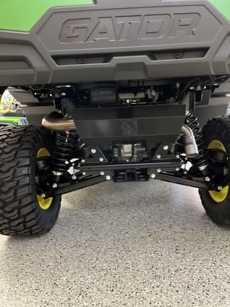 Image of John Deere XUV 845M equipment image 4