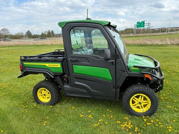 Image of John Deere XUV 845R  Primary image