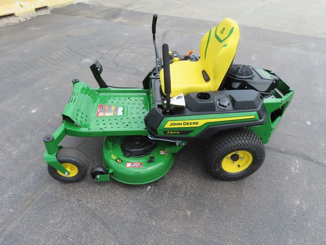Image of John Deere Z320M equipment image 1