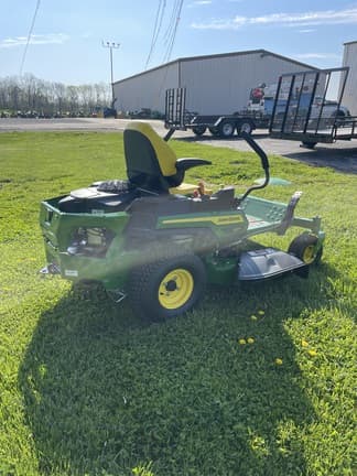 Image of John Deere Z320R equipment image 2