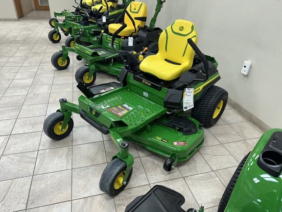 Image of John Deere Z330M Image 0
