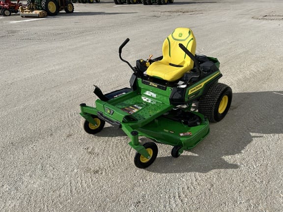 2026 John Deere Z330M Equipment Image0