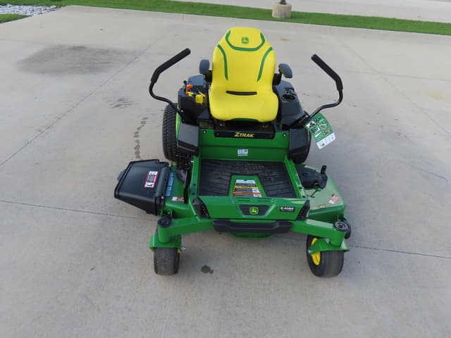 Image of John Deere Z330R equipment image 1