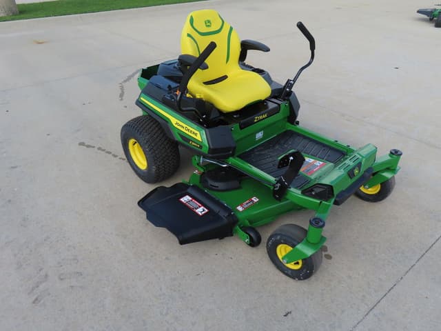 Image of John Deere Z330R equipment image 2
