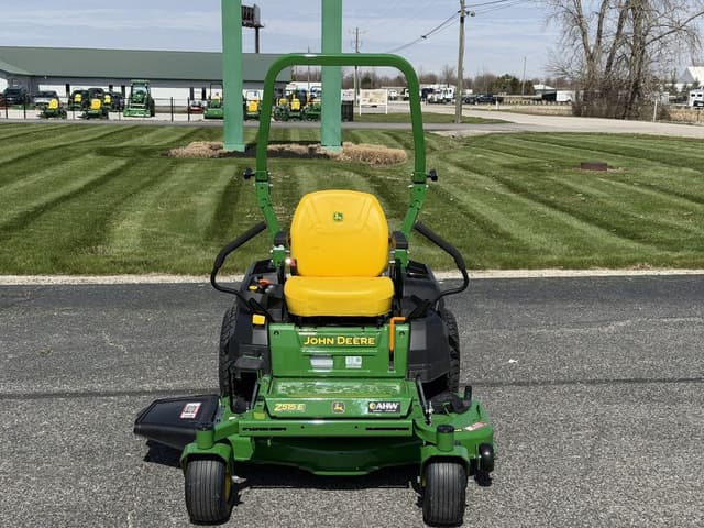 Image of John Deere Z515E equipment image 1