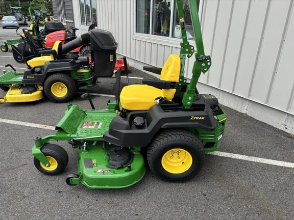 2026 John Deere Z515E Equipment Image0